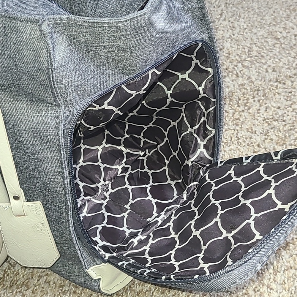 Banafish Tote Stylish Gray and Cream Women's Bag Designed For Breast Pumps - Picture 2 of 6